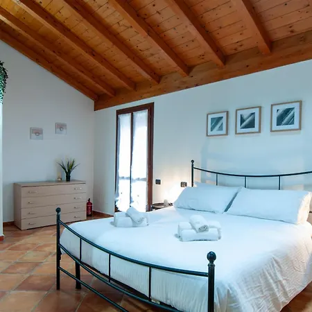 Sole Luna Homes Apartment